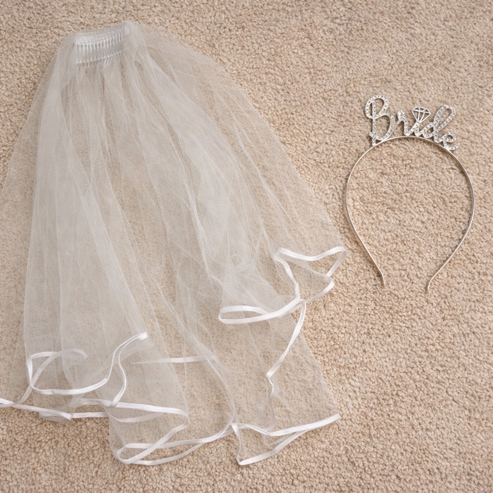White Bridal Veil with 'Bride' Headband